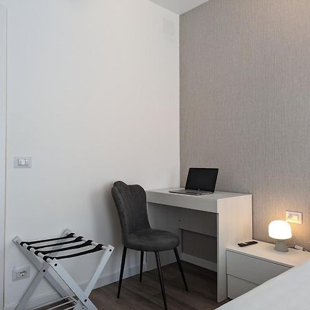 Caselle  Catullo Stay Near The Airport מראה חיצוני תמונה